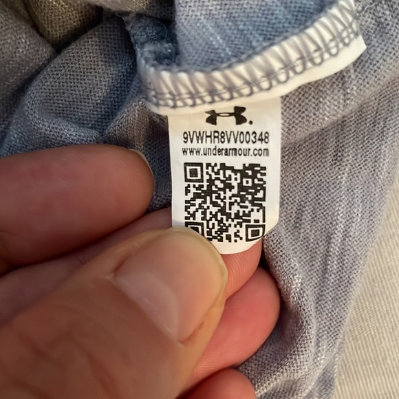 Under Armour Gray & White Women’s Racerback Loose Sleeveless Tank Top XS - Picture 8 of 9